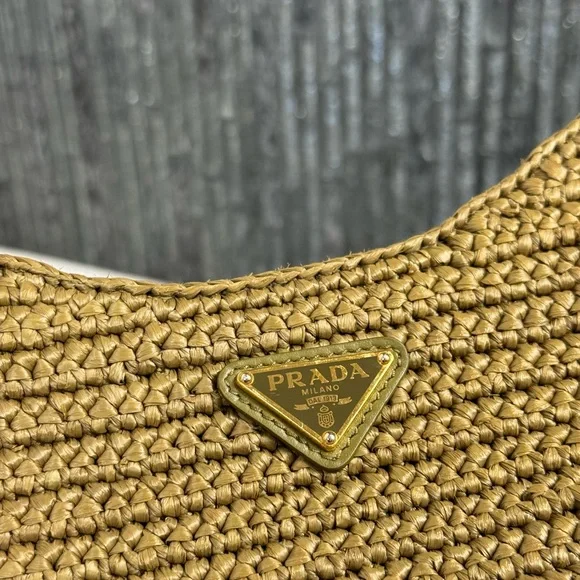 🌿Prada Re-Edition 2005 Raffia Crochet Olive Green Crossbody Bag